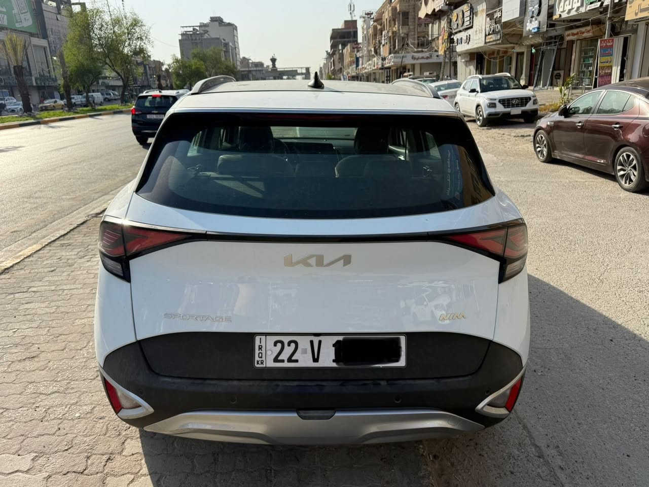 السلام عليكم  ‎
كيا سبورتاج 2024(مواصفات جيتي لاين )
فول 1/1 زيرو ماشيه 4 الف
السياره كفالة عامة
رقم اربيل
‎بانوراما 
الكشنات جلد وكنتار
تدفئة وتبريد بالكشنات
دشبول شاشة متصلة مثل السورنتو
‎ الانارة الداخلية LED 
السعر 250 وبيها مجال 
مكاني بغداد شارع فلسطين
***********
