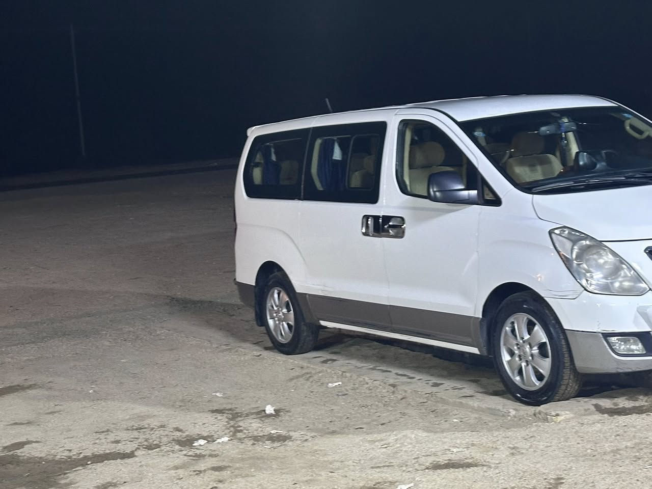 السلام عليكم 
17 محور مسكر 7 للبيع او مراوس بموديل اقل ..
***********
