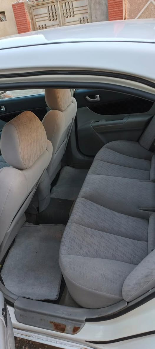 سلام عليكم سوناتا 2006 وارد ضربتها عتبت السايق وبيها رشاة صبغ سياره جاهزه كير مكينه جديده حاويه تبريد حداديه جديده تخم تاير جديد سياره جاهزه من كل النواحي رقم انكليزي سنويه لل31 للبيع او مراوس بنيسان صني العنوان نجف وهذه رقم صاحب السياره  0783 112 6212
للعلم مكلف بلنشر
