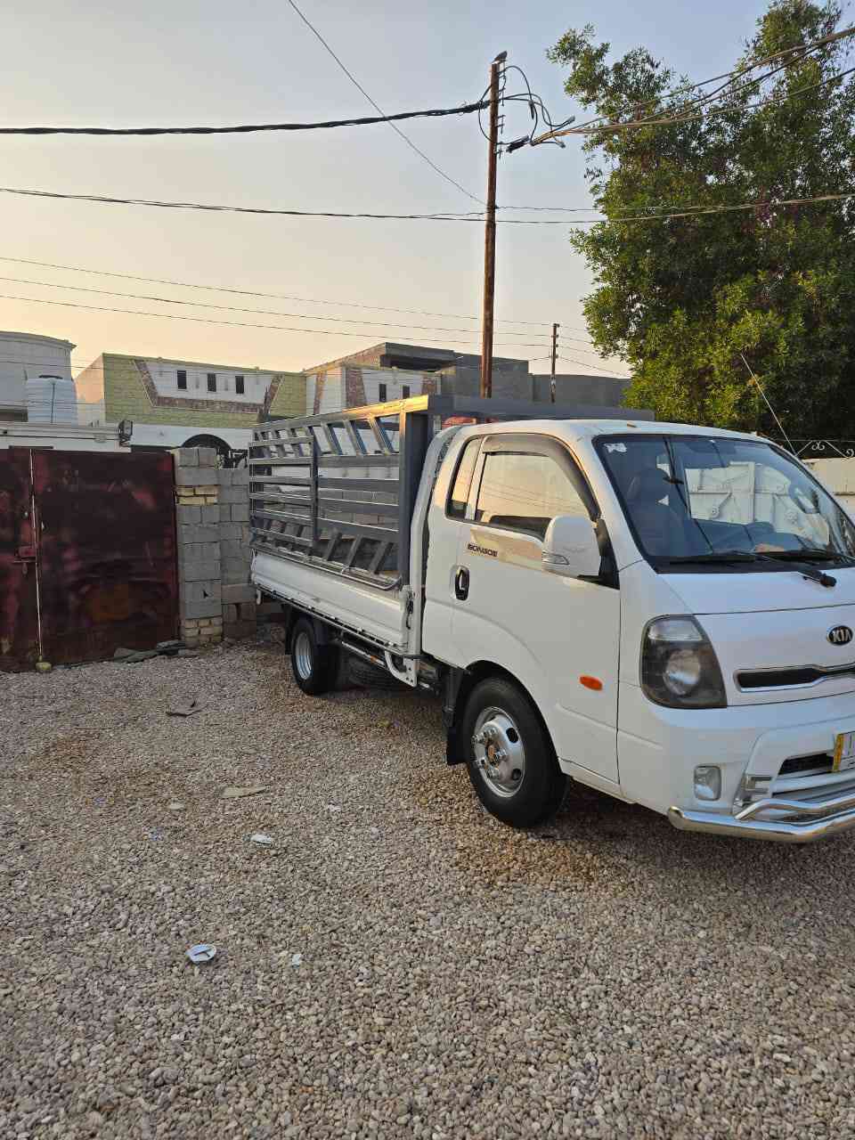 كيا فحل مسكر 17 خليجي رقم واسط بيها البنيد مصبوغ ويم الماسحات صبغ بدون دواخل والباقي كفاله عامه گير مكينه حداديه تبريد تدفئه تحويره كامله ماعايزه لو برغي السعر 130 وبيها مجال العنوان القادسيه مركز ***********
