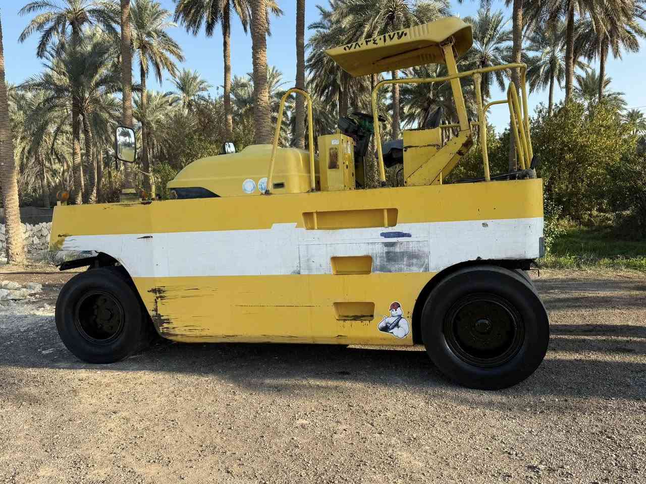 حادله للبيع مطاطيه كاوسكي  بطه الموقع كربلاء للستفسار التواصل عل رقم ***********
