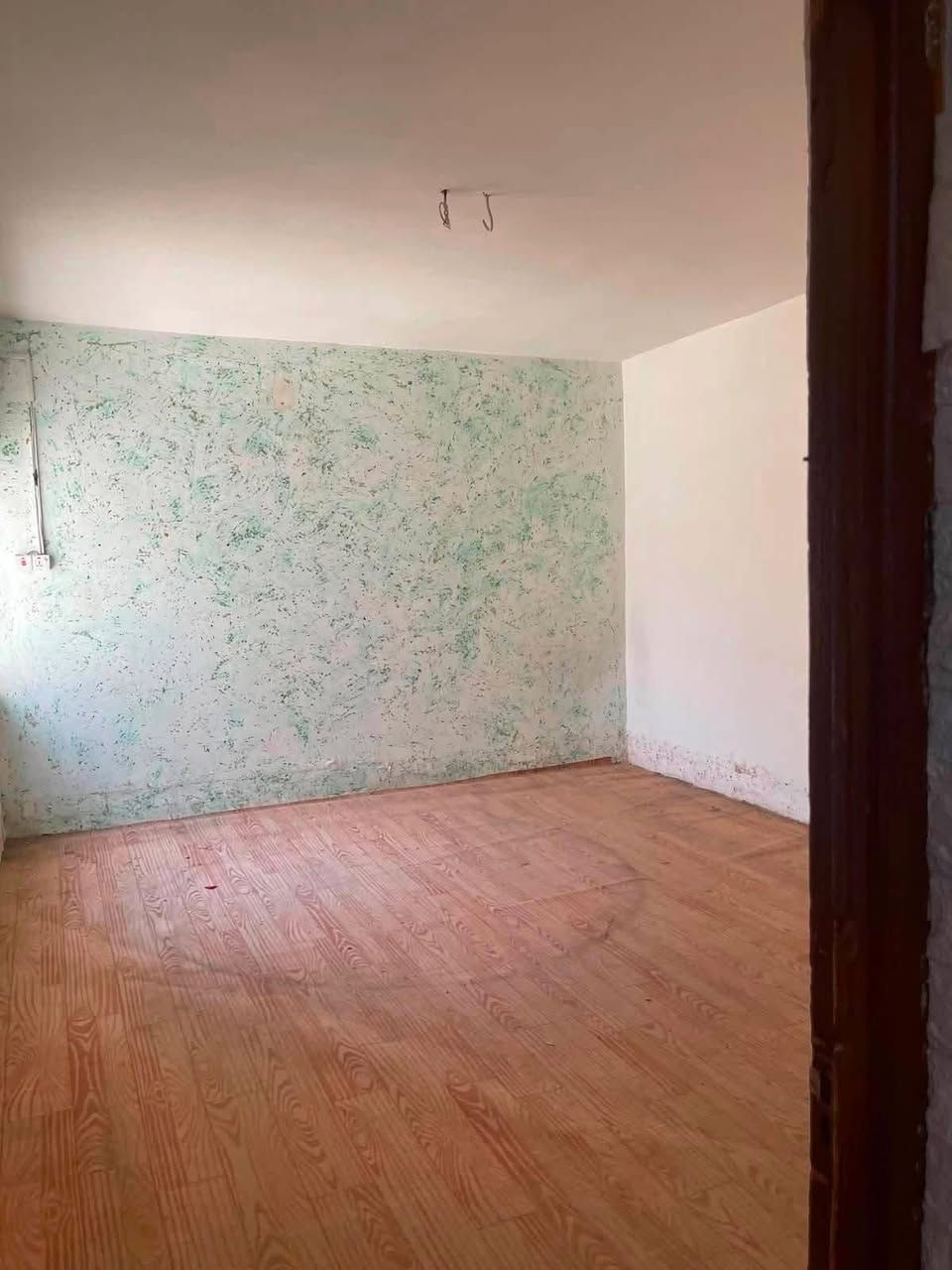 دار للبيع طابو ملك صرف الموقع شارع الطهمازيه مقابل قاعه صولو الوهاج المساحة 220 متر مربع طابقين يحتوي ع مشتملات اثنين الاول 120 متر والثاني 100 متر منفصلات كل مشتمل يحتوي ع صالة وغرف نوم وكلدور وصحيات مع حديقه وكراج للاستفسار مكتب النبل للعقار والبناء والهندسه 
*********** واتساب 
***********
