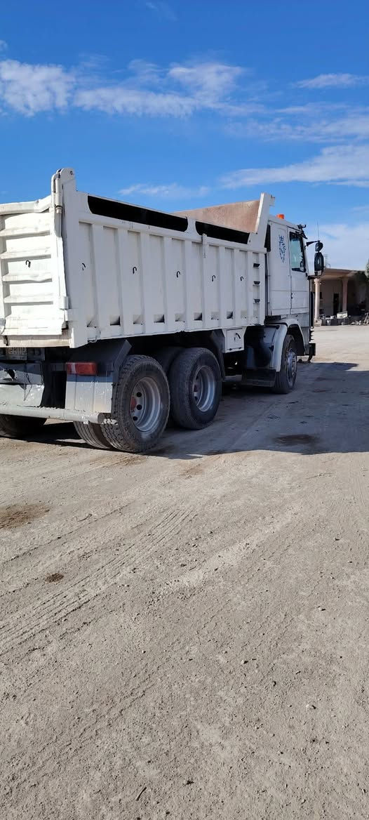 سكانيه ١١٣ سنكل عضله حصه كاز رقم نينوئ الماني لل٢٧ كير ٩٠٠ ٣/٣
قماره قطره صبغ مابيها شاصي بلادي مكفول مكينه شرط لاصرف ولا نفخ السعر ١٧٥ وبيها مجال ***********
