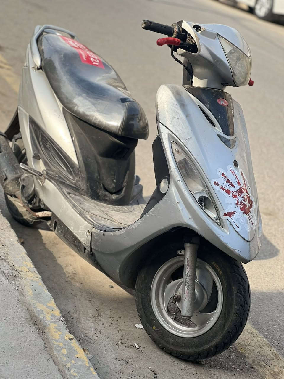 للبيع
ماطور ماكس كومكو

سرعه 140

مكينه شرط تحريكه وانطلاقه 

دبلات جديده 

سعرو300

رقم التواصل ***********
