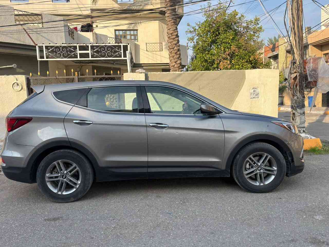 السلام عليكم للبيع أو مراوس مع التيما 20 فوك مع الفرق
للبيع أو مراوس 
سنتافي 2018 السياره نص فول 
يعني قطعتين تبريد كامره خلفي حساس أمامي خلفي تحكم استيرن معروفه مواصفات
3 انضمه قياده سبورت وايكو وعادي 
السياره نقص بس بوليش حلوه ومال بيت 
محرك كير صدر كله مكفول 
رقم ديالى بسمي مشروع وطني 
(( حادث بجم كبس وصندوك كبس بس باب السايق وجاملوغ وبأب امبدل ابلادي نفس اللون شركه فقط بدون ايرباك )) 
وماشيه 67 
أي استفسار اتصل وتدلل
*********** واتساب هم
