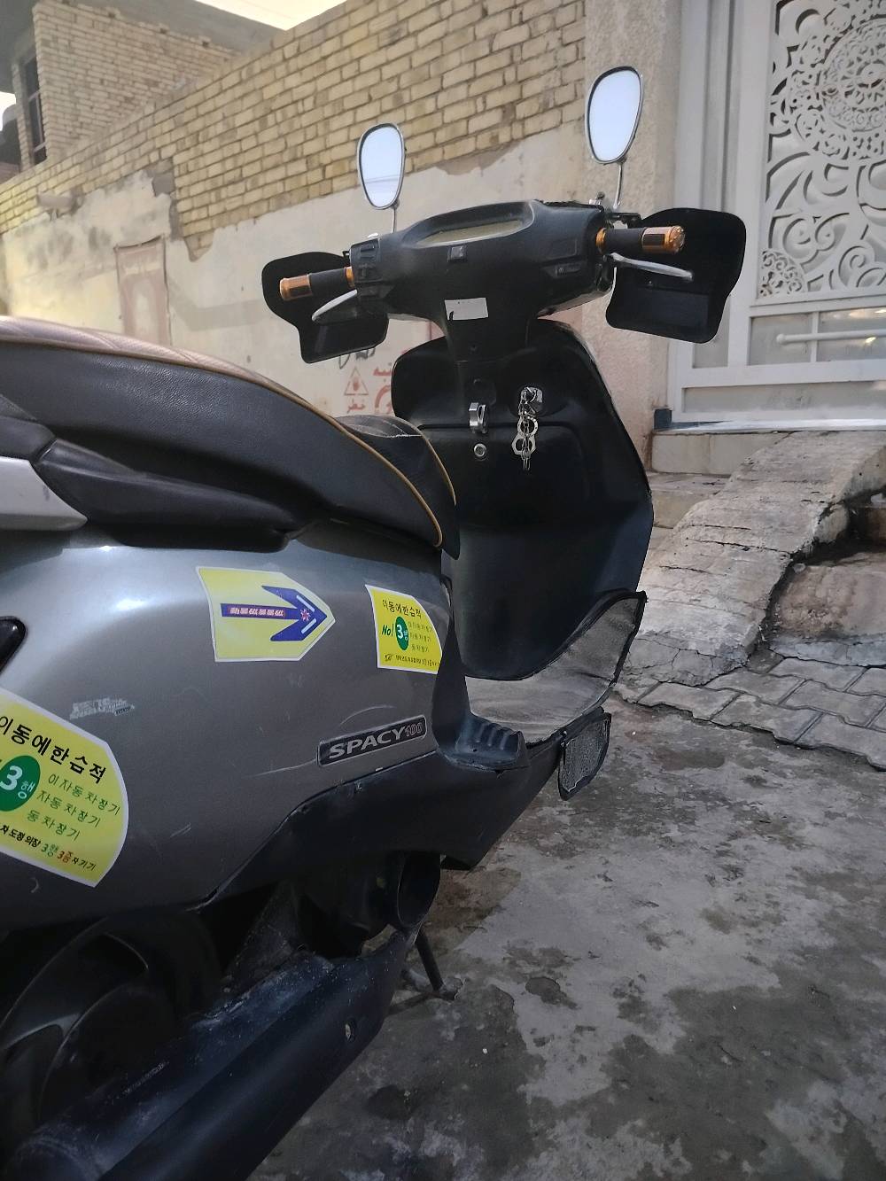 اعاده نشر بسبب الوعود الكاذبه تخابرني احذف المنشور وجايك عوف هل سوالف
سبيسي ياباني للبيع مفتوحه رايمر كهربائيات شغاله من طول للطول عليها كلجات رياضي ادامه جديده  والاستفسار اكثر  خاص اخوان ملاحظه الدراجه مو لونين لا البجم مغلف كاربون فايبر