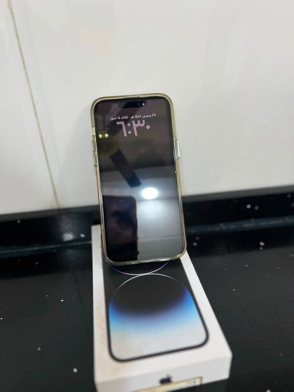 ايفون 14 برو ماكس ماستر شرق أوسط ذاكرة 256 جهاز نضيف اخو الجديد الله شاهد بطارية 84🔋جهاز ما مفتوح بي برغي سعر850 الف مكاني بغداد ***********
