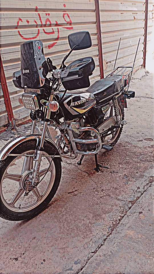 دراجه يراني سيفان للبيع 2019 دراجه كامله عله اخر حبايه مابيه اي شي 5كير    سلف كامل  وهندر دراجه محرك جديد ما مفتوح كامله مكمل كهربائيات كله شغاله السعر 550 وبيه مجال المكاني تاجي مشاهده دراجه مال جناي فول *********** / متوازي عله بيعته لي عندي مريض
