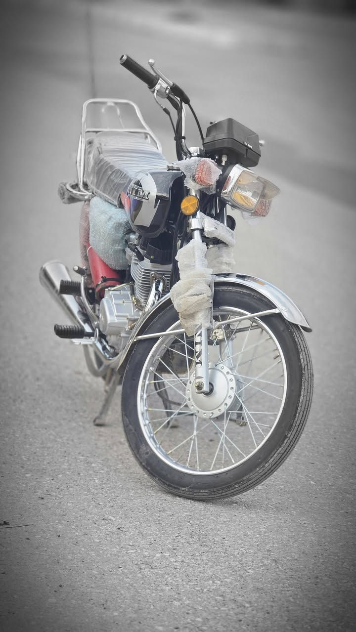 ♦️ نامة
♦️موديل 2026
💠 سويج عدد 2💠  لون اسود💠 محرك 125
♦️دراجه 1000 ماشي فقط
♦️اوراق موجود
♦️محرك عله وضع الشركه 
♦️المو شراي يترك المنشور
♦️مكان ديالى السعديه 
♦️السعر اتفضل خاص او اتصل👇👇👇👇👇👇👇👇👇
__________________

♦️‏‪***********‬‏📞☎️
