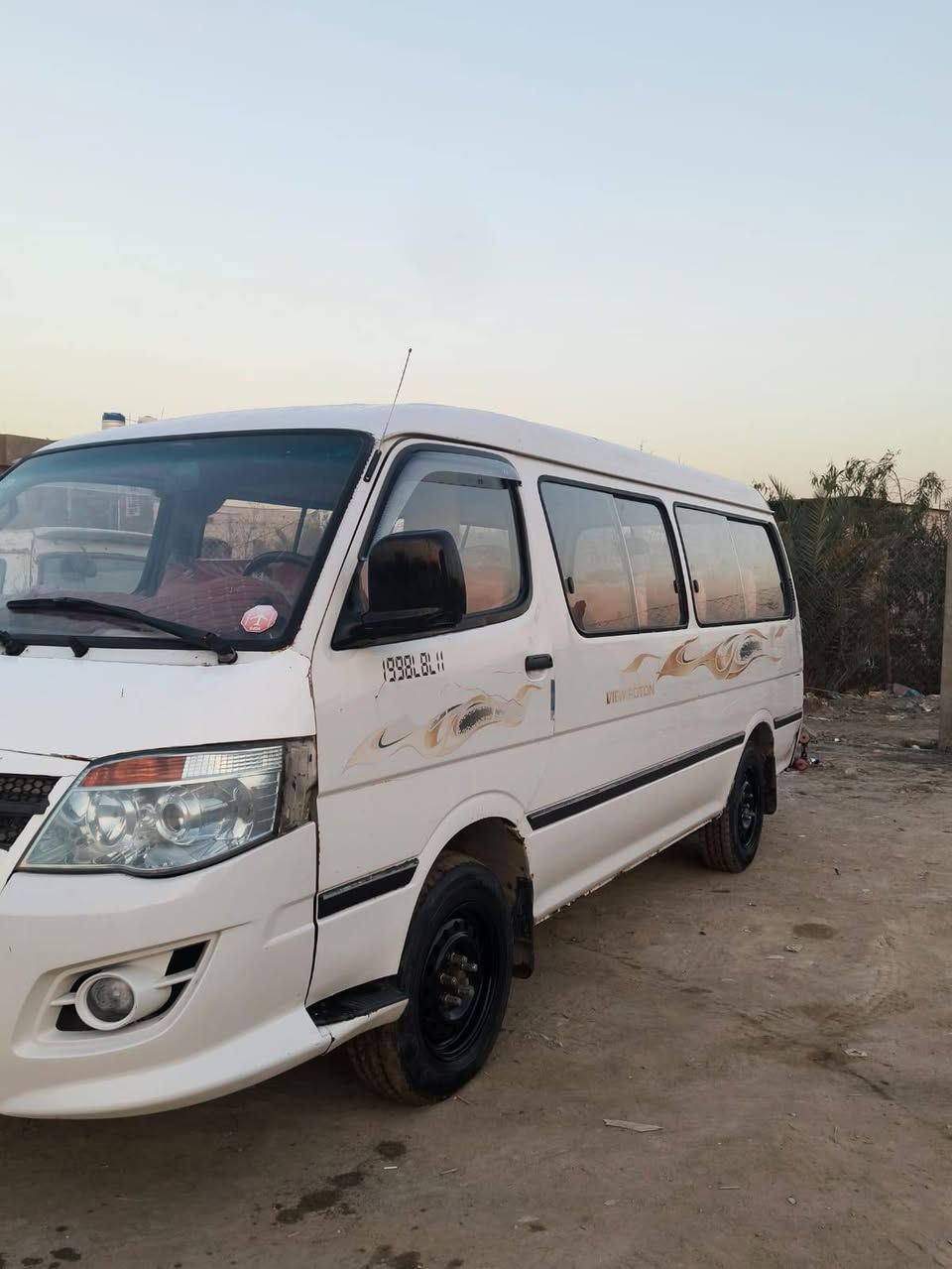 السلام عليكم فتون موديل 10 السياره داخل ار14 السياره بسمي تحويل ثاني يوم مصفره ما عليه الف دينار  مكينه استوه مجفته تجفيت شركه كير واكسل كفاله لا ضربه ولا صبغ بس بيه دحجه يم البكلايت الوره مال الصفحه الطويله بس السعر 57وبيه مجال حك جيه مكاني بصره حي الزيتون وهذا رقم تلفوني *********** وانا خادم لشراي
