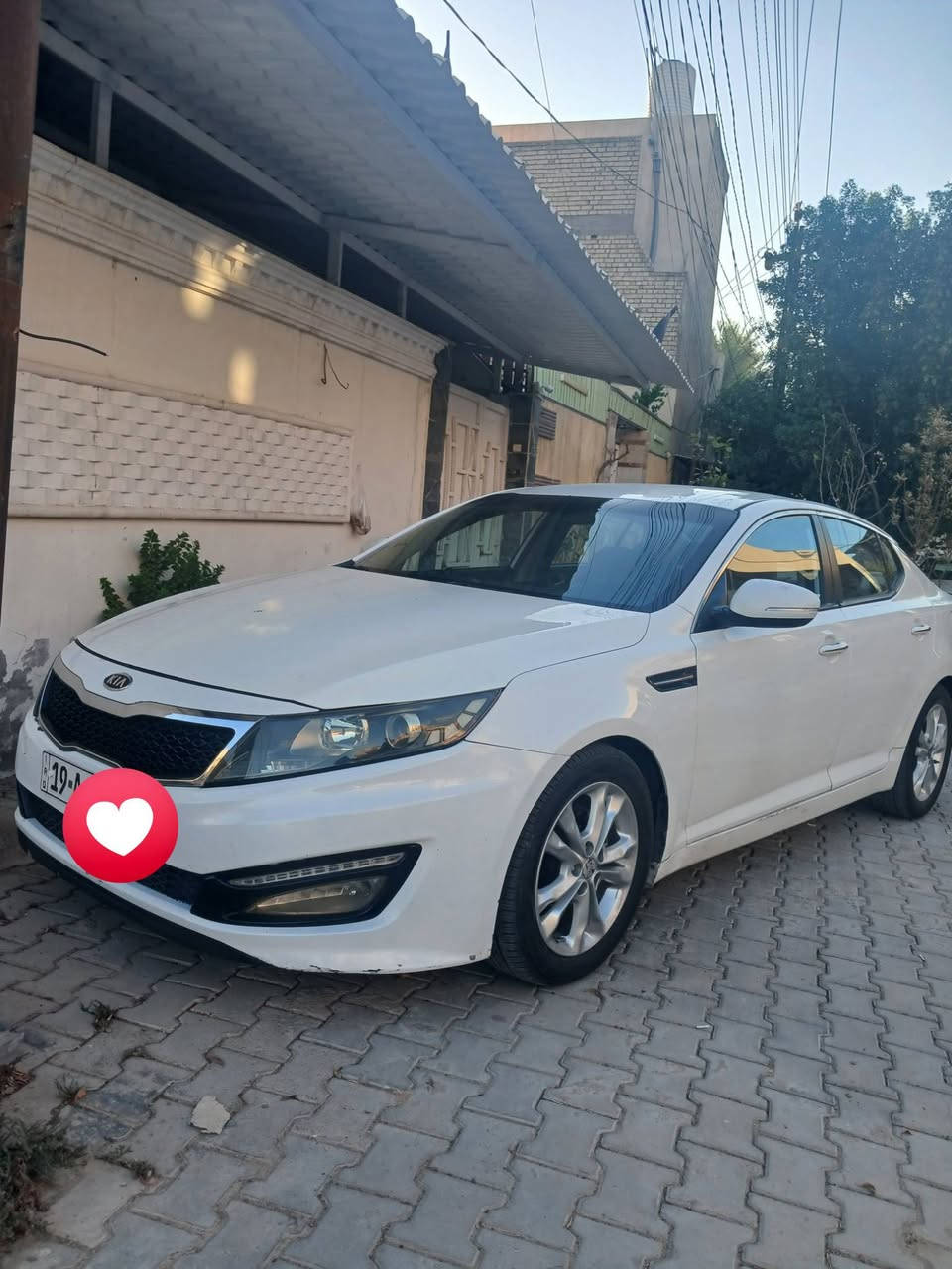 سلام عليكم كيا اوبتيما للبيع موديل ٢٠١٢خليجيه رقم كربلاء بسمي بيه اربع قطع صبغ   مكينه الفين دوش  هذا رقمي ***********
