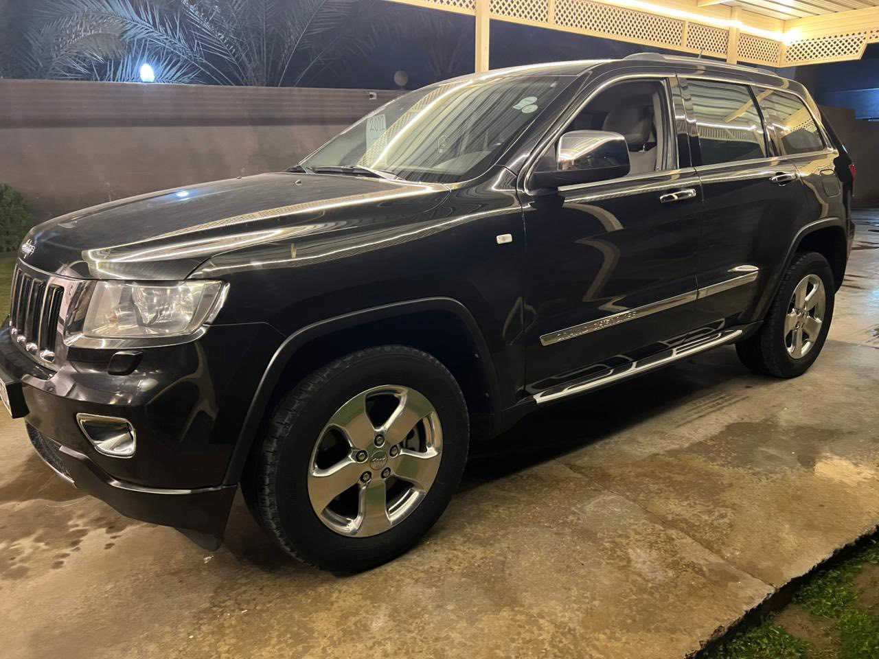 السلام عليكم
سياره جيب موديل 2012 خليجي كلين يدون ضرر فول مواصفات كير محرك مكفولات سياره ما بيها اي نقص ماشيه 120 الف ميل رقم اربيل 
للبيع او مراوس بساره اقل سعر حسب القناعه
السعر 198 ورقه وبيها مجال
مكان الساره صلاح الدين قضاء العلم
للأتصال  ***********
