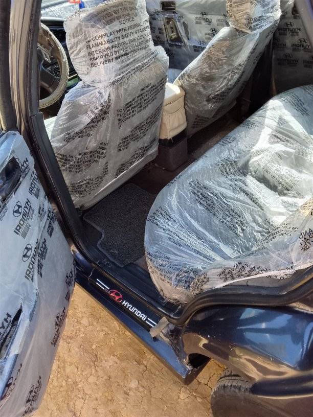 السلام عليكم النتره دمعه موديل 94 سنويه لل27 كير ومحرك وصدر كفاله فرممات شركة الكهرباء كلها شغاله تحويل مباشر السيارة البلديه بدون تحميل معجون المكان اديالي الخالص السعر 30,,,,,,***********
