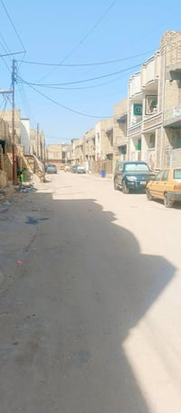 عندي بيت 150 متر   اربع غرف نوم استقبال وصالتين حمامات اثنين بناء2025 ...