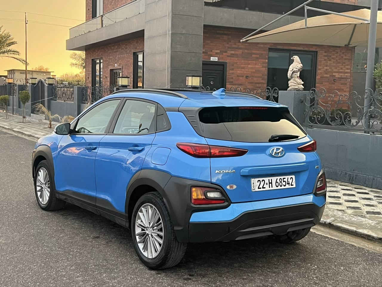 السلام عليكم كونا موديل 2019 سعر جوه سوك 118 محرك 2000 دوشه فول موصفات
بيه شبر صبغ فقط بدون دوخل بدون يرباك 
مكان سيارا اربيل 
***********وتساب
