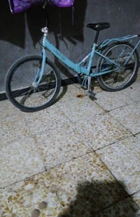 بايسكل • بنات • قابل تفاوض