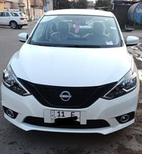 سياره نيسان سنترا خليجي مكفوله كفاله عامه موديل 25 مواصفات فتحه وتحكما...