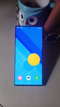 مكلف بالنشر ....سامسونج اس٢٢ الترا شرق اوسط ومكفول فقط ظهر مبدل بوكالة...