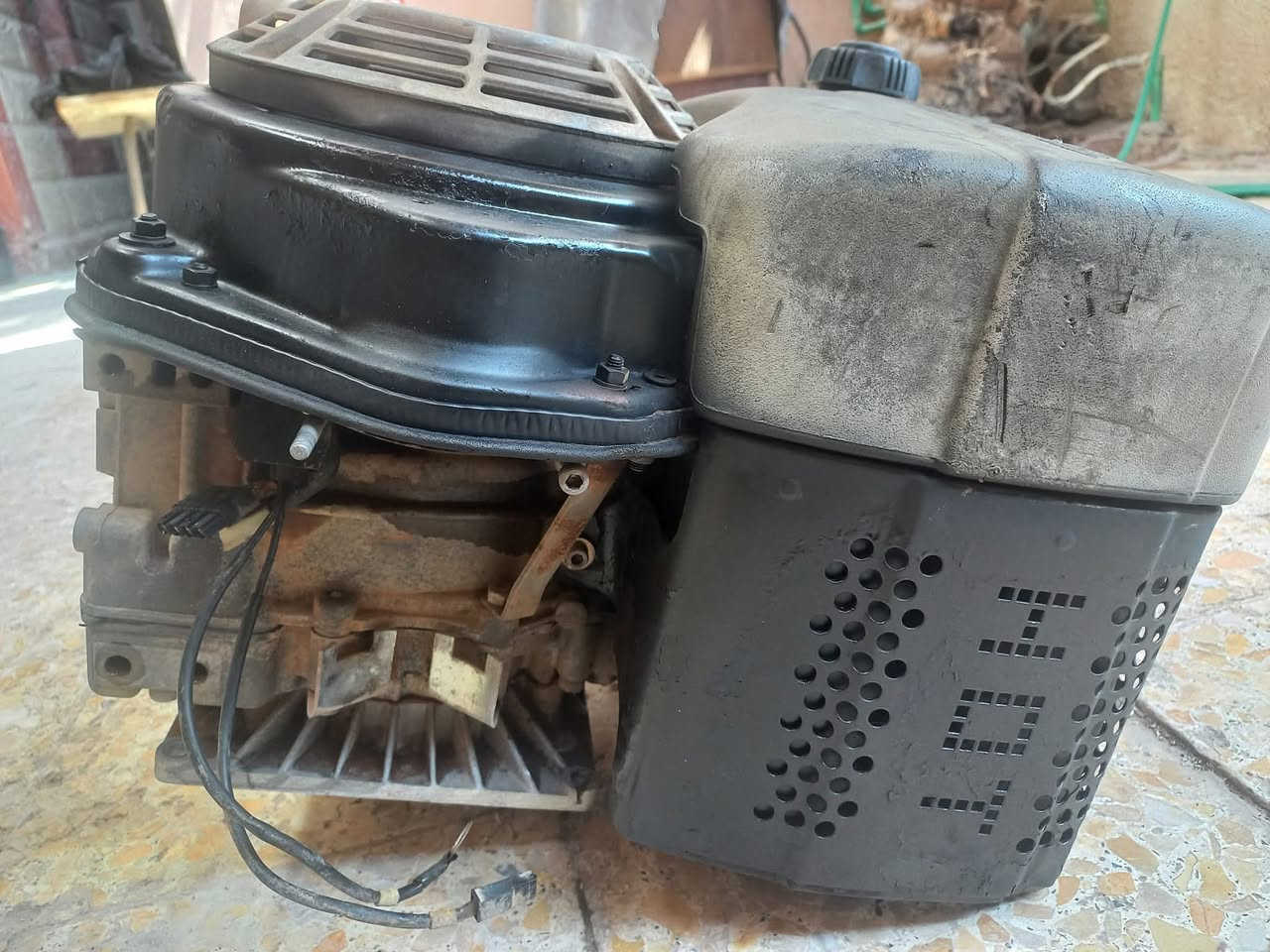 لسلام عليكم للبيع محرك هتز الماني كازبستم واحد اوربي نضيف بي نقص سلف ***********
