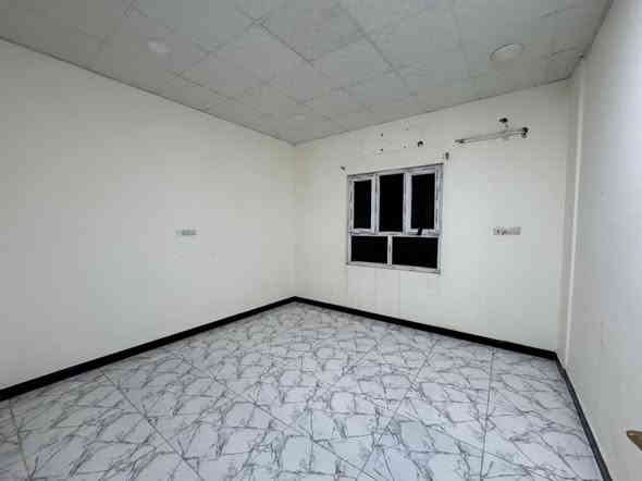 شقق مكتبية vip للايجار شارع الوقود
ضمن بناية حديثة 
 
  ❇️  تلائم اصحاب الشركات والمكاتب الرسمية وسكن الموظفين فقط
▪️ المساحة:  100 متر
▪️ البناء: 2025 
▪️ متوفرة عدة طوابق
▪️مجهزة بمصعد 
▪️مجهزة سبالت 
 

 
 
 التفاصيل :
▪️غرف عدد 3
▪️صالة 
▪️مطبخ  
▪️صحيات

ـــــــــــــــــــــــــــــــــــــــــــــــــــــــ
  

للاستفسار الاتصال على الأرقام 🔻

***********📞
***********📞
  ***********📞

او زيارتنا للمزيد من العروض
 عنوان_المكتب
 البصرة - البراضعية - شارع سيد امين (قرب مركز الفيزا التركية) 
المــكــتــب مــجــاز قــانـونــيــاً
خدماتنا:- مقاولات عامة -تصميم خرائط-تصاميم داخلية-ديكورات داخلية-ترميم منازل
#نستقبل_عروضكم_وطلباتكم_التجارية_والسكنية 
العمران للاستثمار والتطوير العقاري
