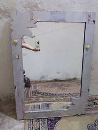 مرايات • محل حلاقة • نظيفات