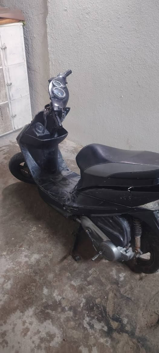 دراجه كامكو لبيع محركهه كاض ٣٥٠ وبيهه مجال


**إذا كنت صاحب هذا الإعلان وتريد حذفه لأي سبب، رجاءا أرسل رسالة إلى الدعم الفني**