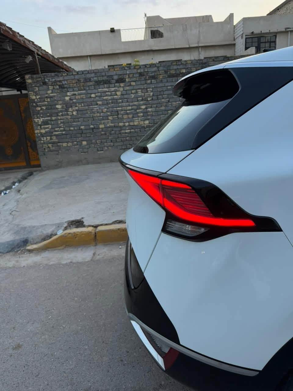 سلام عليكم سبورتج 24
خليجي كفاله عامه بيه ملاحضه صغيره بلجاملج موضحه بلصور ولباقي كفاله فول مواصفات رقم بغداد بائسمي تحويل ثاني يوم ماشيه 45 السعر 225 وبيهه مجال حك الجيه مكاني بغداد ‭***********‬

