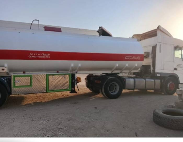 السلام عليكم سياره للبيع داف صهاريج موديل٢٠٠٣ مواصفات ريتايدر صوفج و تبريد و ثلاجه طوناج جي بي اس سنتين سياره باسمنا سنويه لغايه ٢٠٢٩ شهر ١٠ سياره جاهزه للشغل استفسار *********** واتساب
