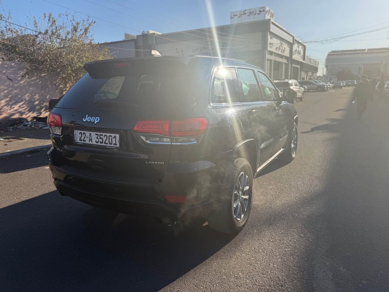 جيب لاريدو  موديل ٢٠١٧
وارد امريكي.  حادثها  جاملغي
٦ سليندر
سعر ١٩٠ ورقه
مكان اربيل
تحويل وكاله شرط
رقم *********** أربيل, العراق
