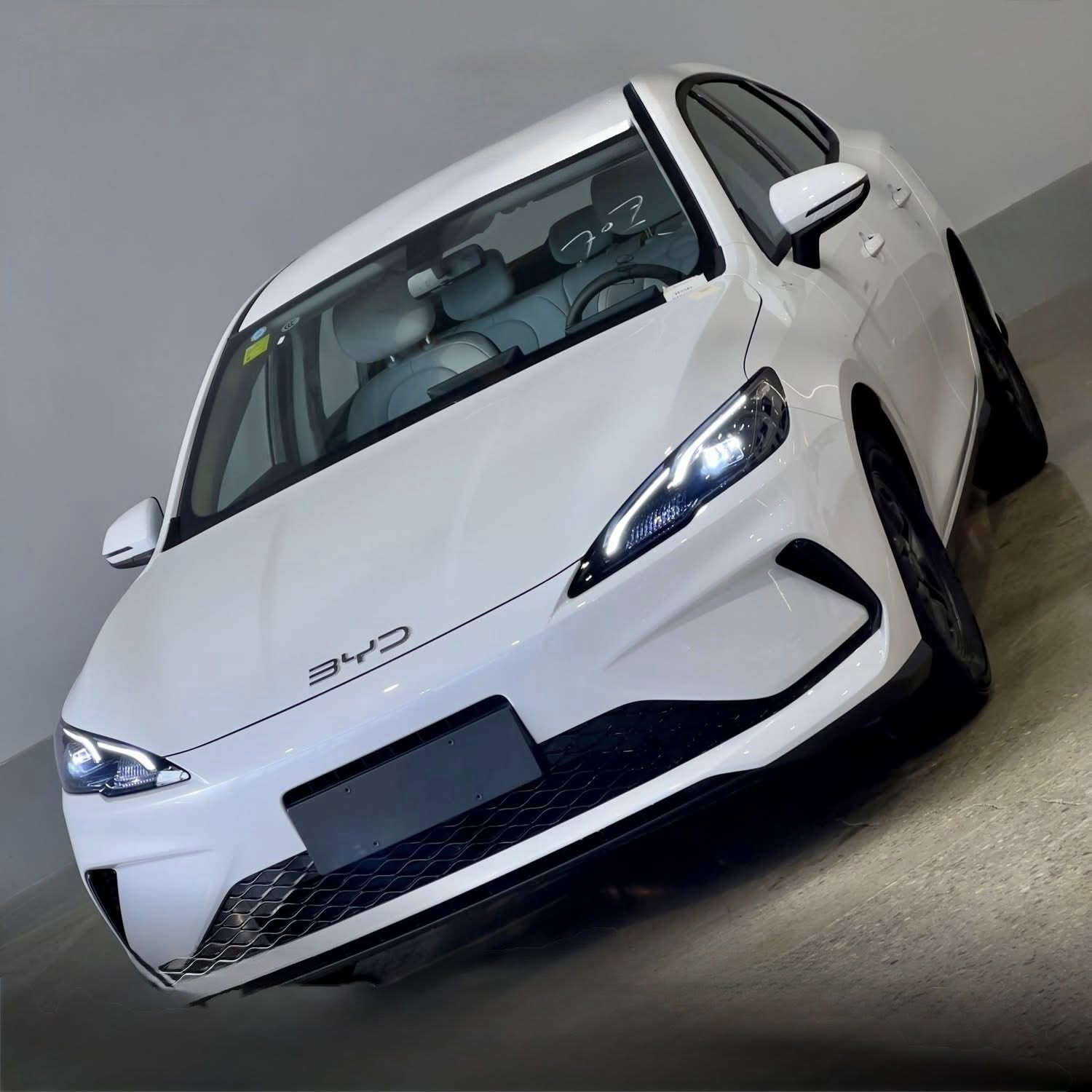 عروض تفليش تفليش تفليش متابعين معرض محمد شمس 
🔥تونسووو 🔥 رجع توفر يمنه وكميات خير وبركه 
سيل 5 ابيض 2025 بسعر 🔥18600.000🔥

ملاحظه غراض كامله كاعيات شاحن منفاخ بصمه كارت كامل 
فوووم برغي نقص مابي وتدللون 
مرقم بغداد وصافي بدون دلاليه 

اوقات الدوام جميع ايام الاسبوع 
‏‎من ال12 صباحـاً الى الـ 12مساءً 

‏‎للاستفسار يرجى الاتصال على الارقام الاتية ☎️:
‏‎للاستفسار  ***********
للاستفسار ***********
للاستفسار ***********‏‎
للاستفسار ***********
‏‎للاستفسار ‭***********
للاستفسار ***********
للاستفسار ***********
‏‎بغداد الكريعات شارع المعارض🚙🚙
‏‎متوفر🟥بيع🟥شراء🟥مراوس🚦⭐️

‏‎ولاتنسى اذا حبيت تستبدل سيارتك القديمه معرض توفر الاستبدال بين القديم والجديد بنظام المراوس وبخدمتكم 🚗🔛🚙

#كورولا #كوروله #كورولة #كورله #كورلة #تويوتا #كامري #هايلوكس #لاندكروز #كيا #سورنتو #سبورتج #توسان #النترا #سني
