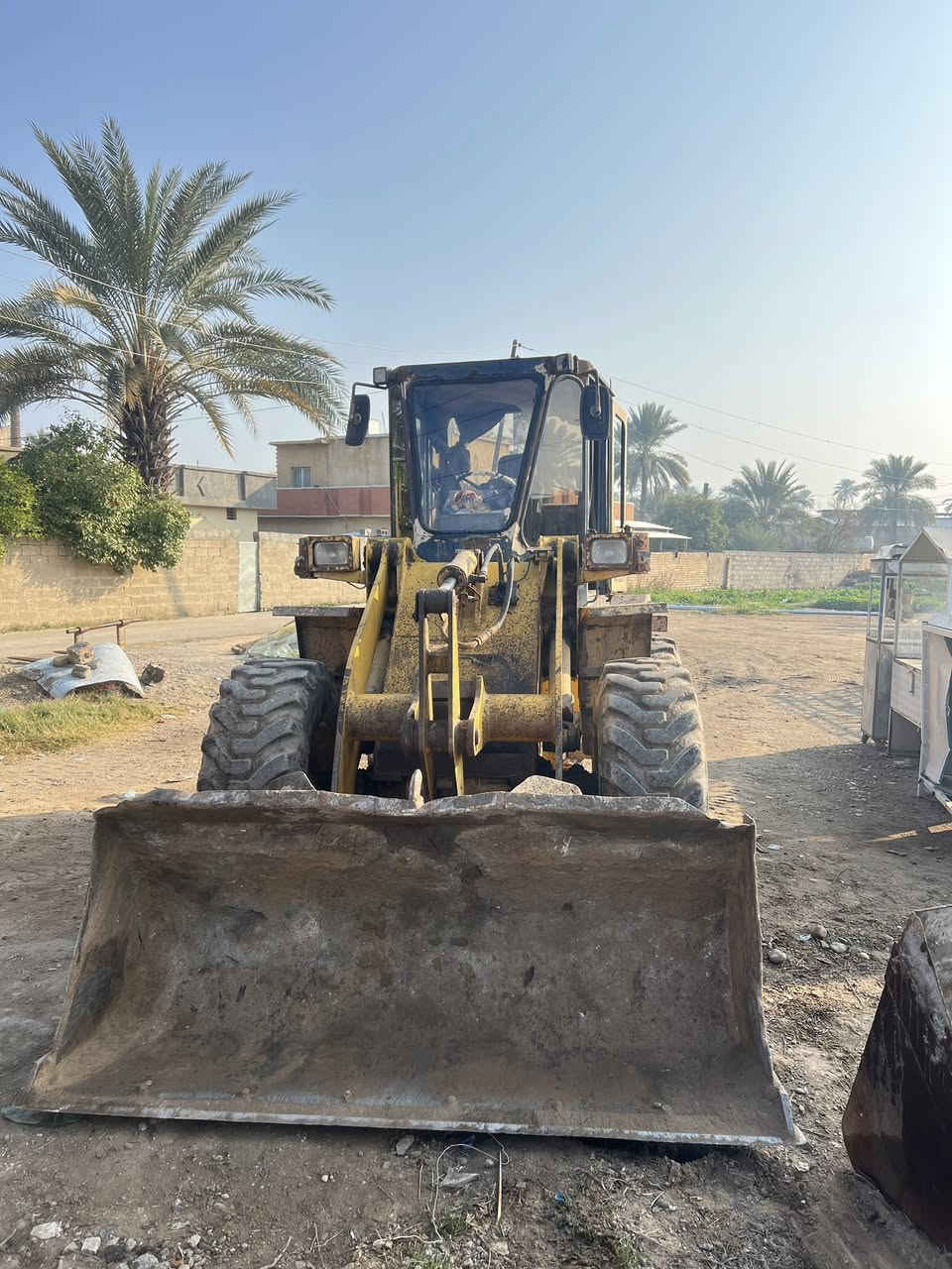 شفل كوماتسو حجم ١٠٠ عظم موديل ٩٢ باسمي تحويل مباشر الاسفسار ***********
