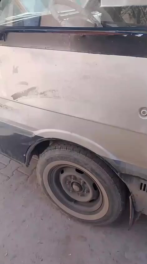 السلام عليكم  كيه بسته موديل 95 نضيفه خياسات مابيها شوفت عينك وسياره ممغسوله واقع حال رقم بغداد أجرا انكليزي السنويه 27 مصفره هئيه وغرامات  هزه 27 اكسل كير شرط مكينه زينه وراعيها موجود تحويل مباشر ماكتبه مروري 
مكان بغداد الزعفرانيه 
رجاء اقره المنشور زين يله تتصل 
*********** 

سعر ٤٠ وبيها مجال
