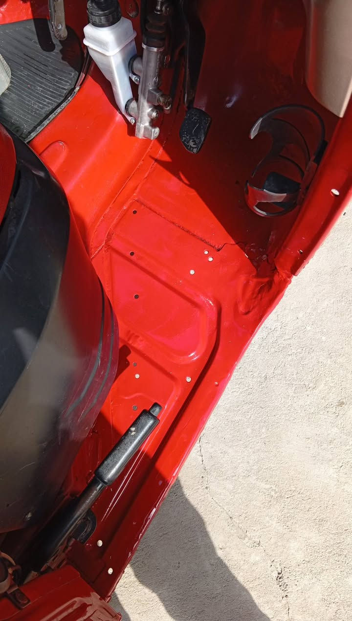 تكتك للبيع موديل 21 معمره رقم وسنويه المكان جسر ديالى
***********
