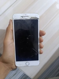 ايفون ٧ بلس • ١٢٨ • بطاريه ٧١%