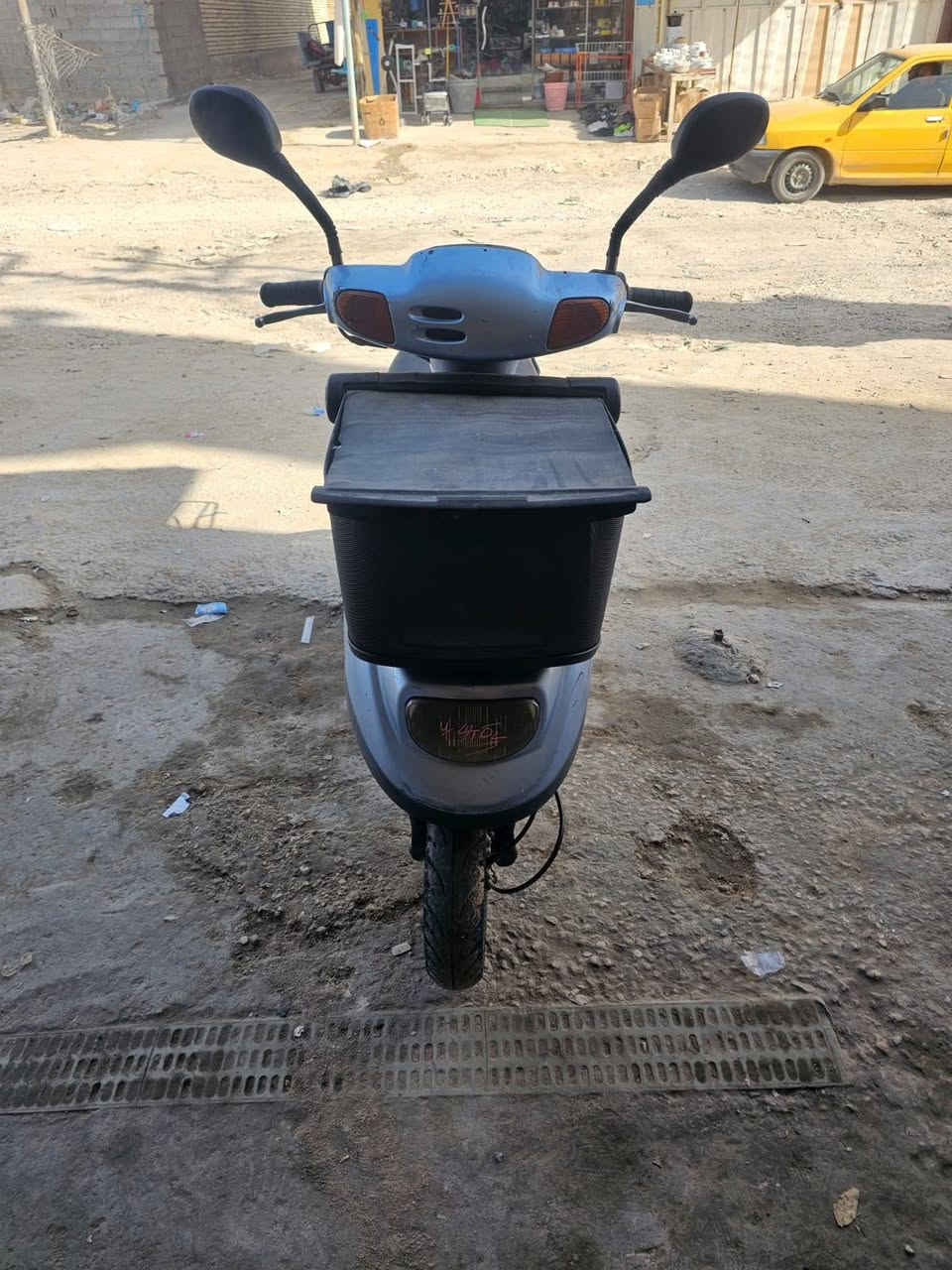 منغولي 2007. الدراجه كلشي شغال بيهه مابيه اي نقص نكره سلف ناعمه مابيهه اي صوت  كله ع بلاد مابيهه شي تجاري السعر 550 وبيهه مجال بسيط ***********
