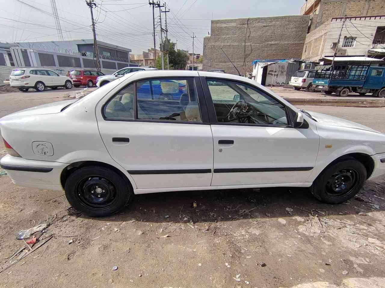 السلام عليكم
سمند للبيع 2012 رقم بغداد دولي باسمي 
السعر 50 ورقه بيها مجال بسيط
المكان مدينة الصدر شارع الفلاح قطاع 46
 رقمي ***********
