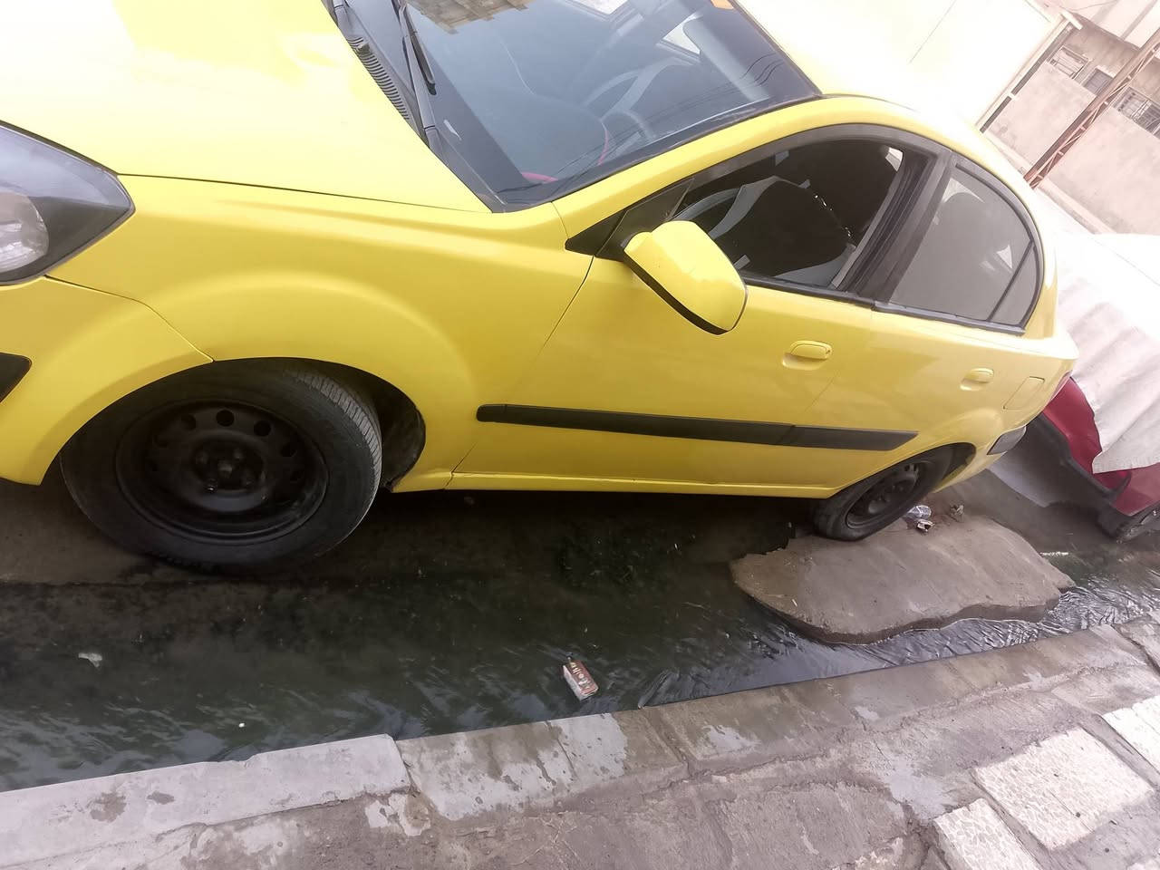 موديل 8رغم ذيقار ريو امركي بيه طخه بلصاصي من تحت يعني مصرة سليمه تحويل بلموصل يكلف 180الف المحرك ينقص السعر 67مجال  قليل ***********
