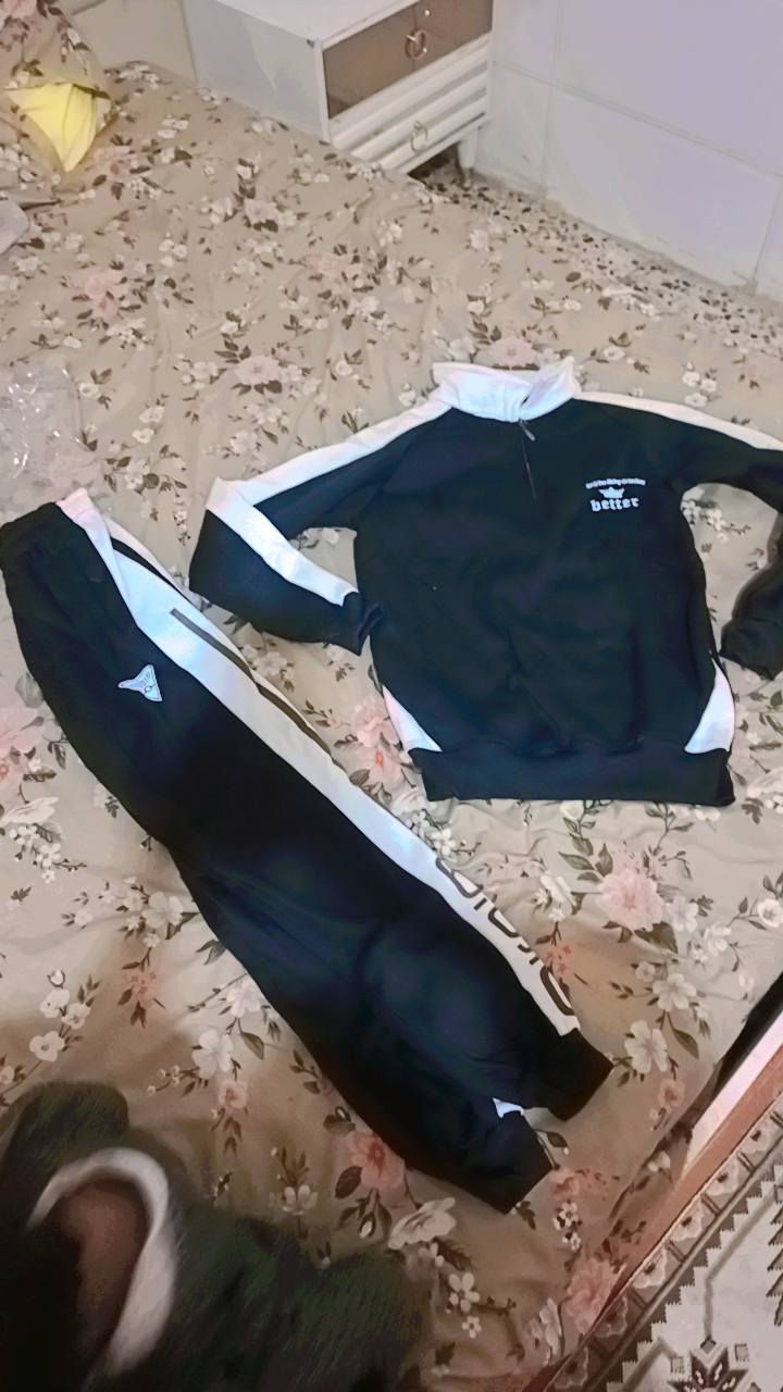 تصفيه محل  تركات جديده ابيعهم شلعه بيهم ٥ علاكات كبار عدد ٥٠ تراك كلهم ب ٢٧٥ الف خامه تجنن  بيهن هواي مديلات والوان ***********
