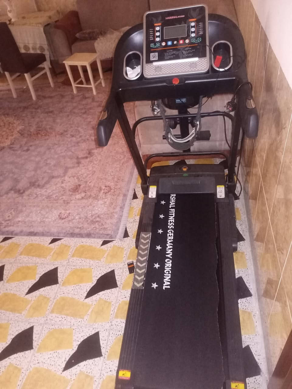 جهاز جري مال رياضه للبيع رجائاً لحد يكتب تعليلق هذه الرقم وخابر ***********
