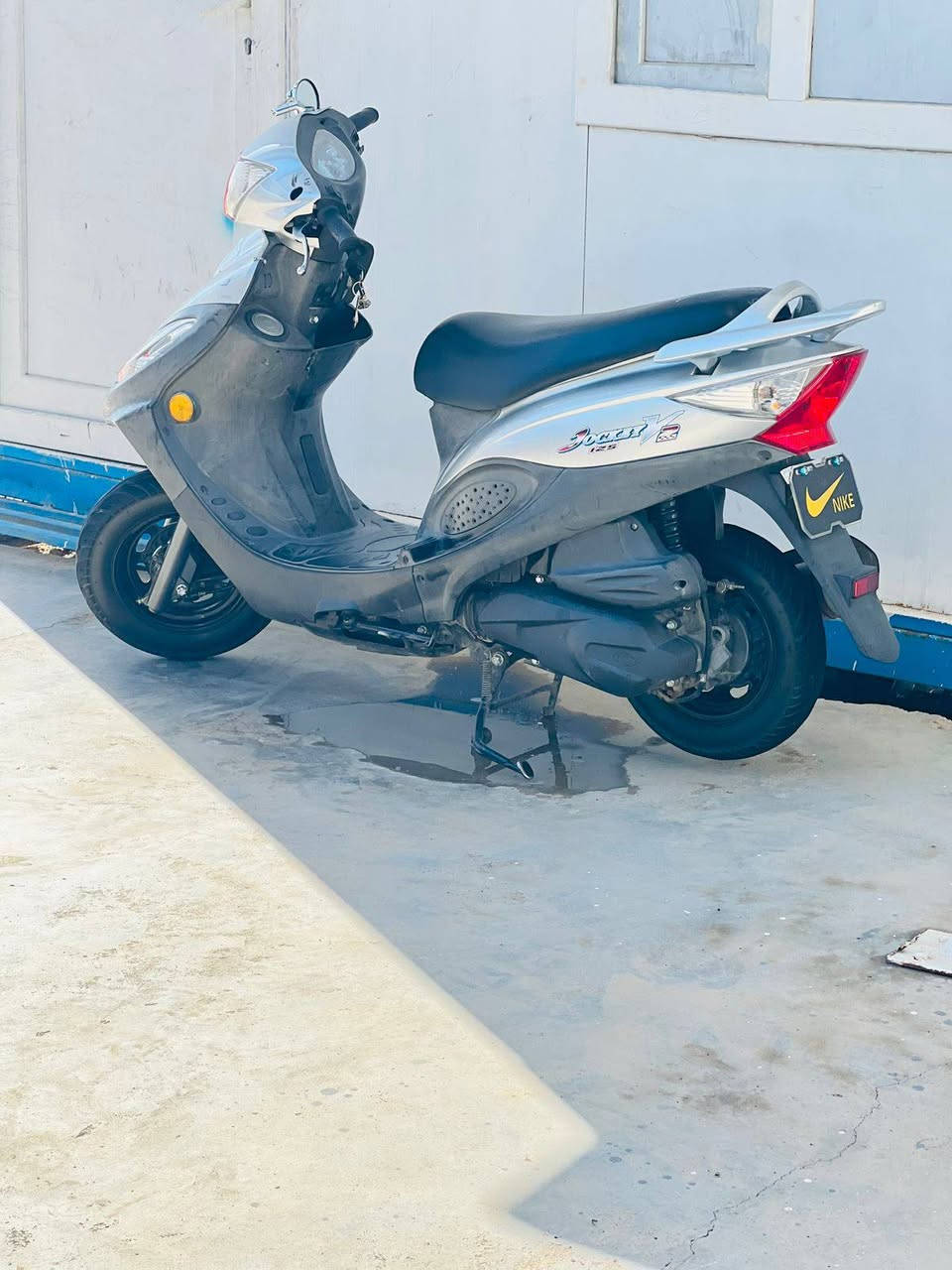 سلام عليكم
شبابنه الطيبه دراجه كفاله عامه للبيع الموديل 13 تجي وتجيب فيتر تفحص بوجهك للشارع جاهزه عنوان ناصرية قلعه سكر *********** تصل وبيك خير وتدلل
