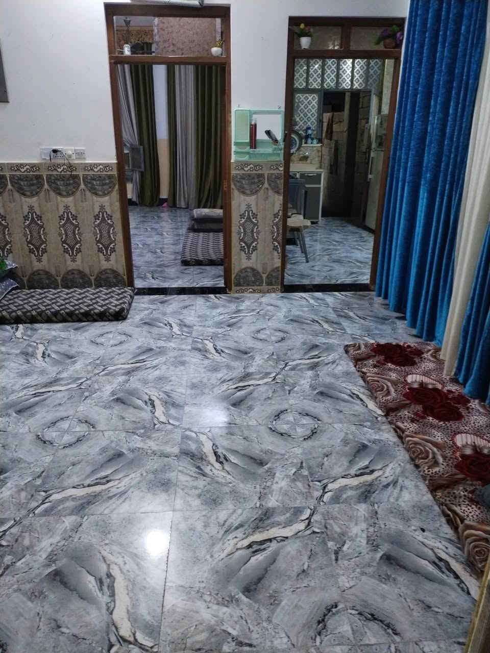 ب
مشتمل للبيع في حي جبيل قرب مجمع الرحاب السكني ارض بيضاء ماشيه بي معامله طابو  خدمات  مي َكرباء للبيع
السعر 50 بي مجال الاستفسار على هذا الرقم ***********
