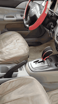 لانسر ٢٠١٠ • مصبوغ • باسمي