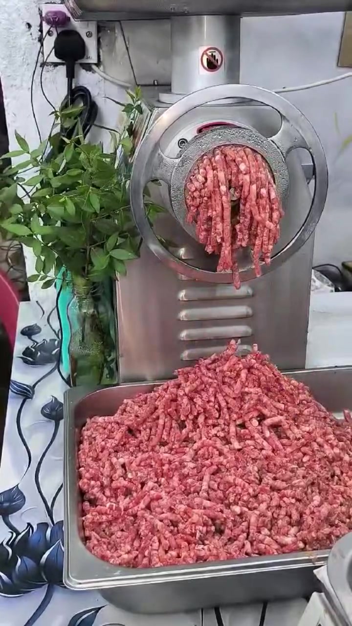 أجود أنواع اللحوم الحلال 
🐄🐂🐄🐂🐄🐂🐄🐂
ثرم أول بأول 💚 ويوم بيوم
العنوان ...
شارع الخطيب الزراعي 
مقابل شارع الحاج كاظم الجيزاني (رحمه الله)
https://maps.app.goo.gl/XPEEajuykmyUQvSn8


**إذا كنت صاحب هذا الإعلان وتريد حذفه لأي سبب، رجاءا أرسل رسالة إلى الدعم الفني**