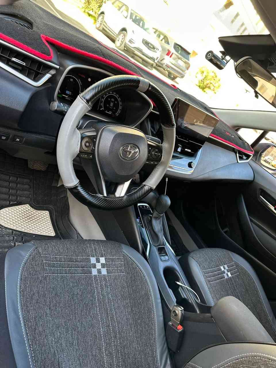 🚘 للبيع كورولا هايبر 2024 (صيني شكل الأمريكي)
✅ كلين بدون حوادث
✅ مكفولة
✅ رقم شمالي
✅ السيارة باسمي والتحويل خلال يوم واحد
✅ محرك 1800 سي سي
✅ ماشية 70 ألف كم

المواصفات:
✔️ فتحة سقف
✔️ تبريد قطعتين
✔️ بصمتين (تشغيل + فتح الأبواب)
✔️ مقاعد مخمل
✔️ كاميرا خلفية
✔️ تحكم كامل من الستيرن
✔️ السيارة كاملة وجاهزة ولا تحتاج أي مصروف

الملاحظات:
🔹 فقط بعض الشخطات البسيطة في الدعاميات الأمامية والخلفية.

💰 السعر: 153$ بيها مجال قليل.

📞 للاستفسار:
***********
