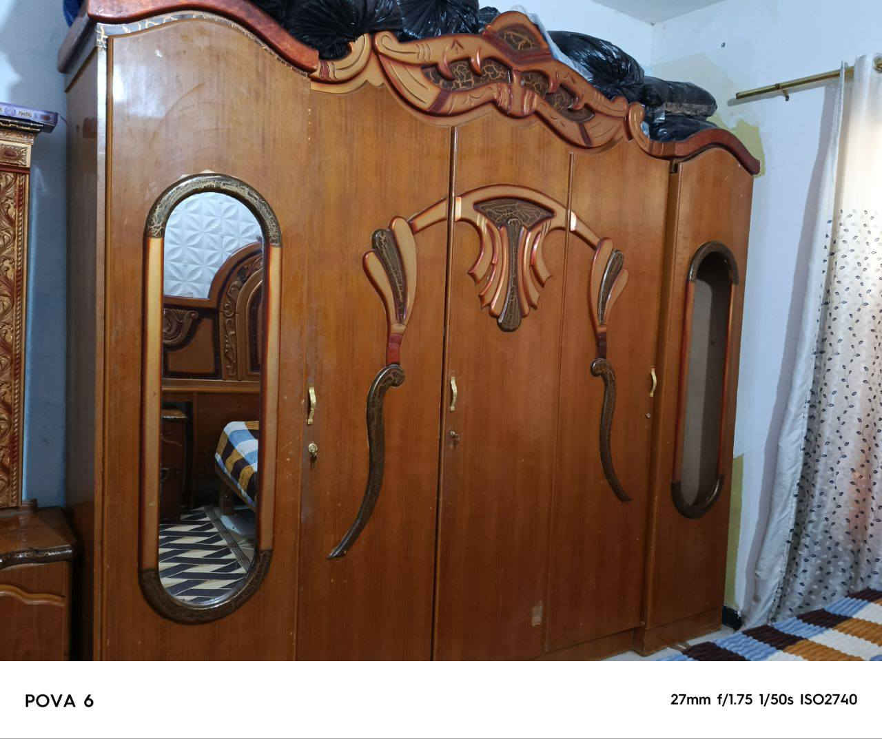 غرفه نوم كامله نضيفه بسعر مناسب ٤٠٠الف بيها مجال قليل الاتصال او واتساب ***********
