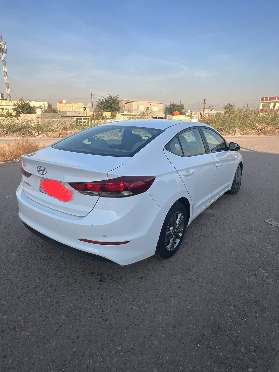 سلام عليكم من رخصت الأدمن الغالي الانترة 2017 خليجي رقم بغداد كفاله عامه من ضربه او صبغ سياره جديده  فول عدا بصمه مكينه 200 لسعر 150   ***********
