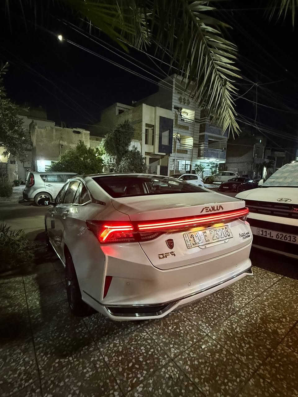 دونك فينك 2023
شاين A60 MAX هايبرد فول مواصفات
       المواصفات العامة:
محرك 1.5 تيربو + نظام هايبرد (اقتصادية جداً)
ماشية 49 الف كيلو
سيارة شركة ليث العبيدي 
بعدها ضمن الضمان باقيلهة 4 سنين على الكير والمحرك والبطارية
السيارة حادثهة كما موضح بالسونار .
رقم بغداد 
مواصفات السيارة:
غرفة داخلية واسعة جداً ومريحة
عزل ممتاز للصوت والحرارة
ثلاجة داخلية اصلية
تبريد امامي وخلفي (قطعتين) 
فتحة سقف
شاشة كبيرة نظام ذكي + كاميرا خلفية
تحكمات ستيرن
كراسي جلد 
أنظمة قيادة متعددة (اقتصادي - عادي - رياضي)
6 حساسات ( امامية + خلفية)
مكاني بغداد الاعظمية 
وبعد بيهة شغلات حلوة ومواصفات
السعر:19 مليون وبيهة مجال بسيط
*********** واتساب .
