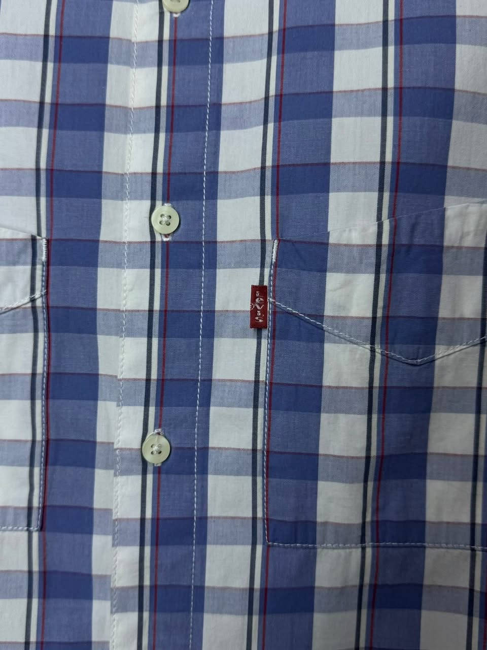 قميص ماركه (ليفايز) 
القياس  XL
النظافه 💯/💯  

يوجد توصيل 🚚 (بغداد -محافظات )
☎️رقم الهاتف :***********

للحجز -دايركت
