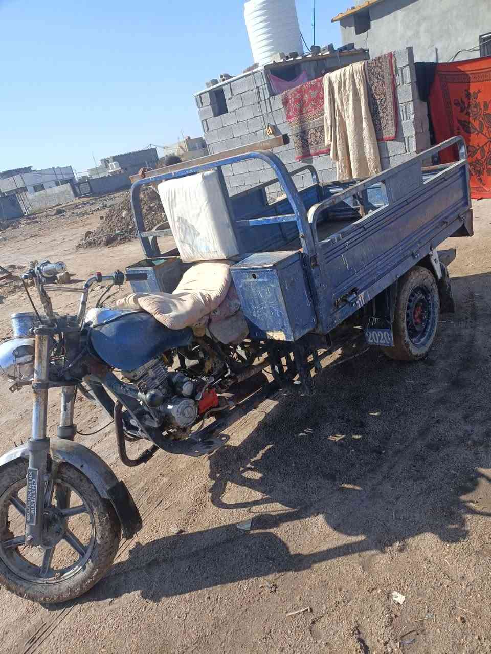 السلام عليكم ستوته مديل 13 للبيع أوراق ستنساخ ركبه ملحومه سعرها 600وبيه مجال مكاني  فريحه ***********
