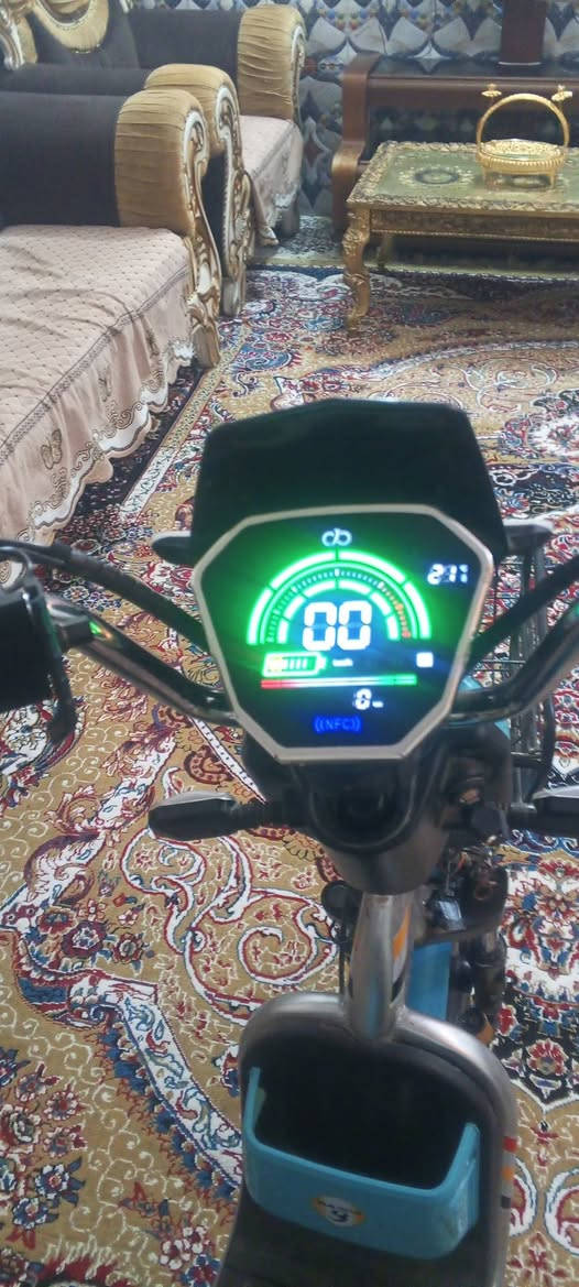 السلام عليكم ورحمة الله وبركاته
حبايب دراجة شحن للبيع سرعتها 75 وماشية 1000 KM
كهربائياتها كلها شغالة اربع نمر مزودة ب عقل رياضي ابريك امامي وخلفي شغال خمس بطاريات غراضها كاملة ومكملة 
مكاني اسكندرية حي العطاء على شارع 30.
سعرها 550 وبيها مجال للطيبين حك الجية.


**إذا كنت صاحب هذا الإعلان وتريد حذفه لأي سبب، رجاءا أرسل رسالة إلى الدعم الفني**